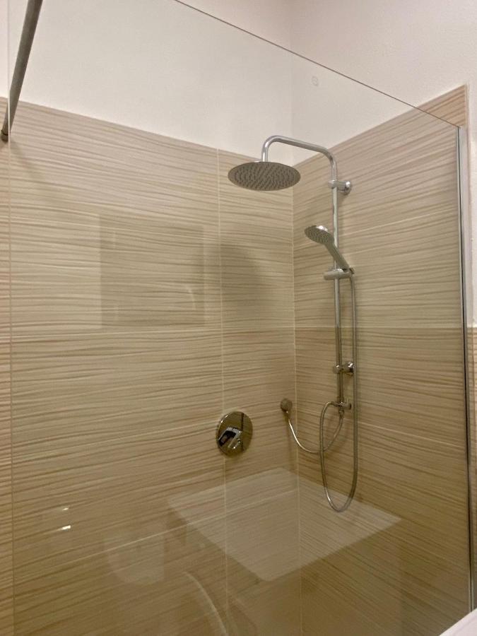 Апартаменты Profumo Di Sale Кальяри Экстерьер фото